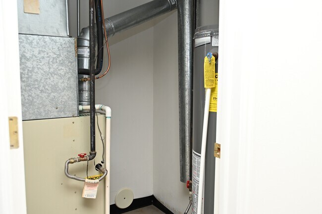 Building Photo - 1394 N 290 W