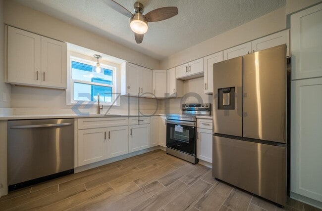 Building Photo - 7338 Coquina Way