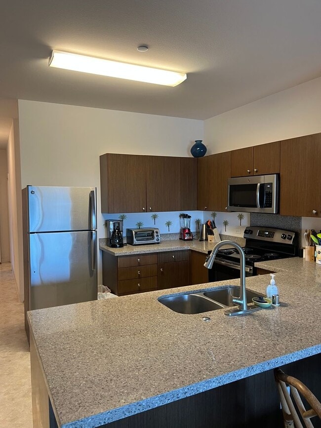 Building Photo - Kanani Kai