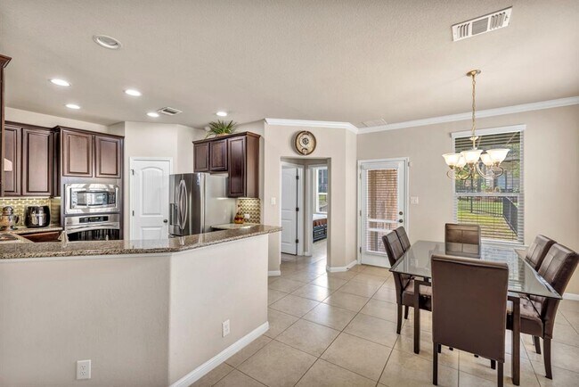 Building Photo - 7320 Bandera Ranch Trail