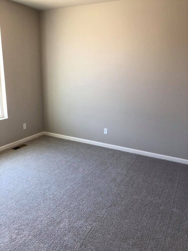 Building Photo - Gorgeous Ranch-Style House in Berthoud!