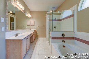 Building Photo - 2403 Enfield Grove Dr
