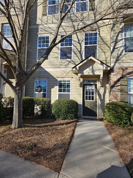 Building Photo - 4361 Grove Field Park NW