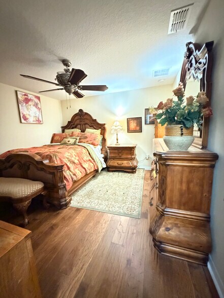 Building Photo - 20414 Carolina Cherry Ct