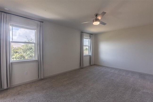 Building Photo - 2913 Louris Ln