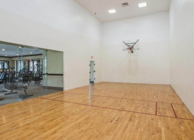 Building Photo - 2725 Anzio Ct