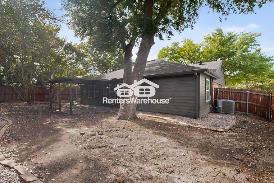 Building Photo - 1408 Seely St