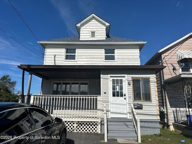 Building Photo - 173 McAlpine St