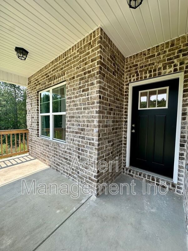 Building Photo - 113 Lasso Drive