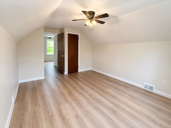 Building Photo - 2768 Glenny Ln