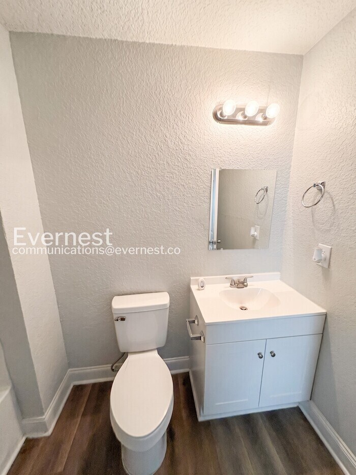 Building Photo - 114 Blanton Ave