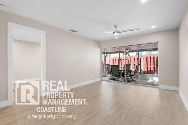 Building Photo - Luxurious Fully Renovated 2 Bed/2Bath Condo