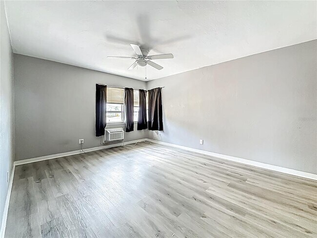 Building Photo - 101 154th Ave