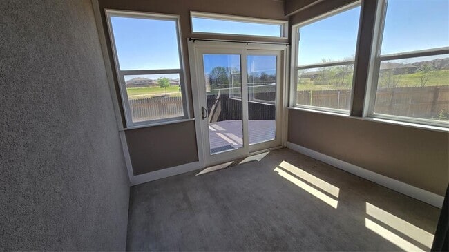 Building Photo - 313 Charles Trl