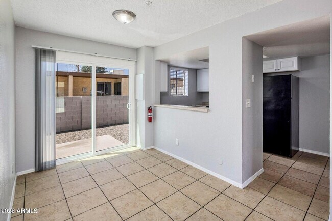 Building Photo - 3823 N 23rd Dr