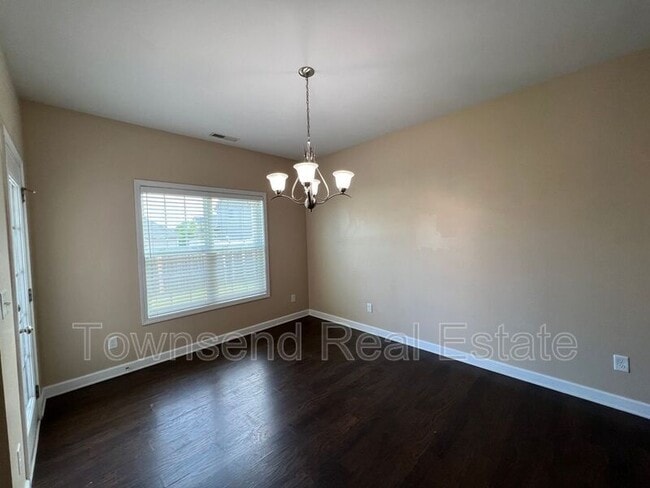 Building Photo - 93 Samuel Nicholas Dr