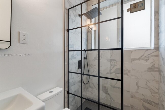 Building Photo - 2204 McKinley St