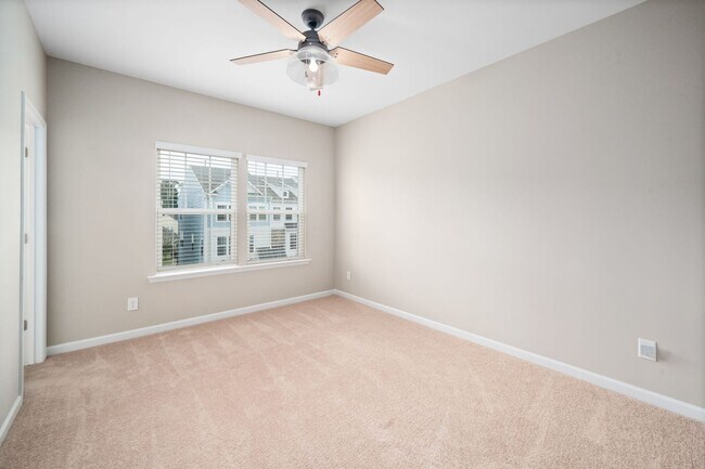 Building Photo - Everything You Need. All Right Here. Chic ...