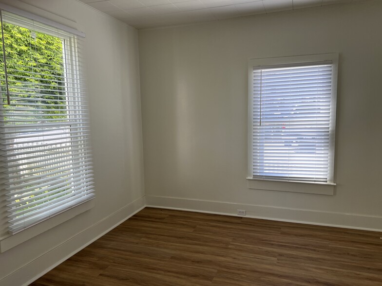 Downstairs bedroom off of living room - 557 Washington St
