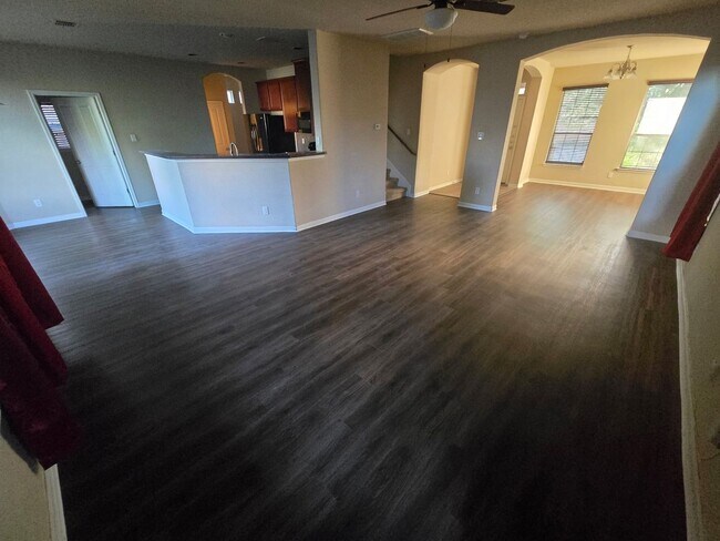 Building Photo - 8518 Finlandia Gap