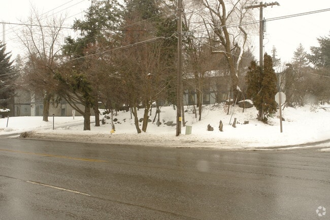 Building Photo - Stoneridge Apartments