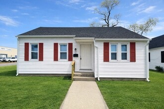 Building Photo - 311 Marshall St