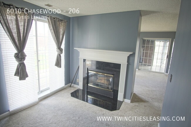 Building Photo - 6010 Chasewood Pkwy