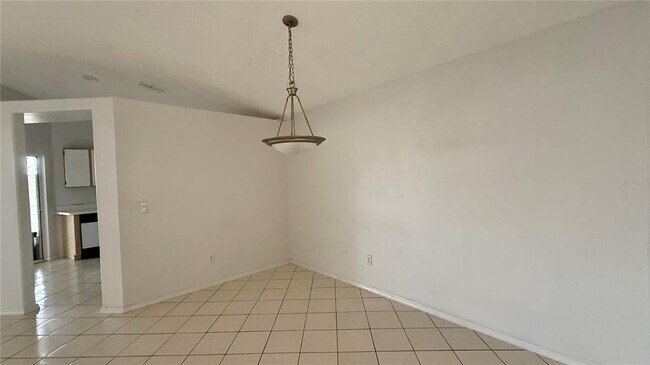 Building Photo - 3293 Brewster Dr