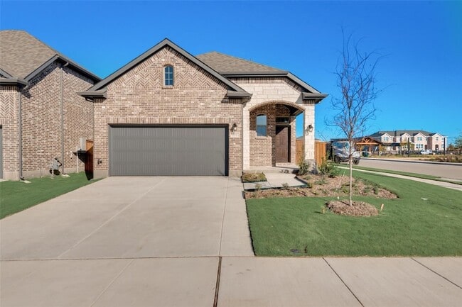 Primary Photo - 1127 Mesa St