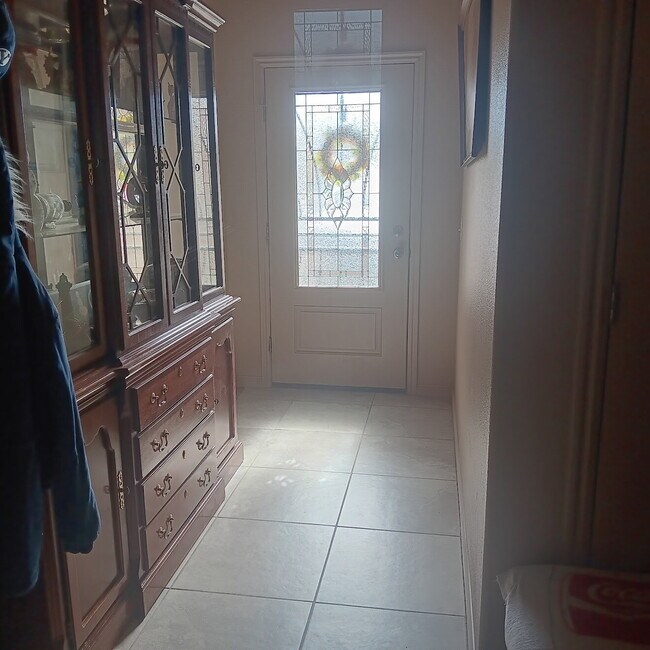 Building Photo - "Spacious 3-Bedroom Duplex Oasis in Hurricane, UT – 2 Full Baths & 1,263 Sq Ft of Comfort!"