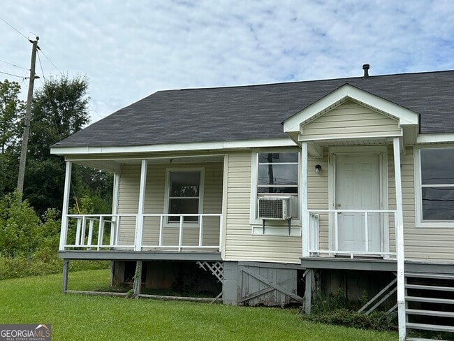 Building Photo - 2455 Pegasus Parkway