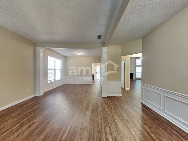 Building Photo - 3202 Davenport Park Ln