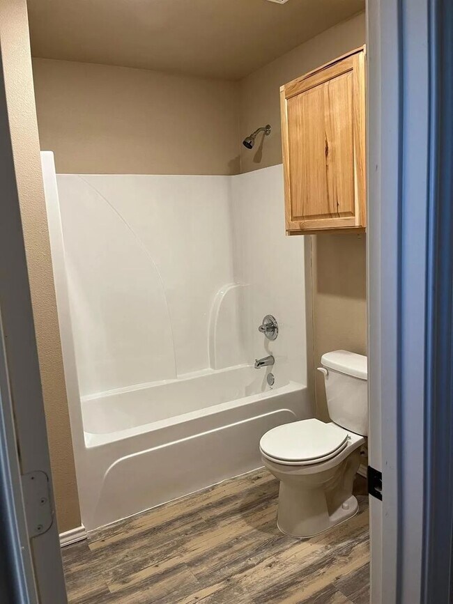 Building Photo - Single Family Home in Cypress Grove