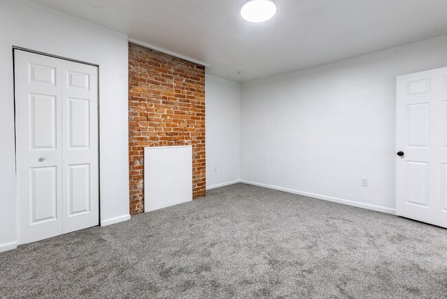 Building Photo - 1107 Arlington Ave