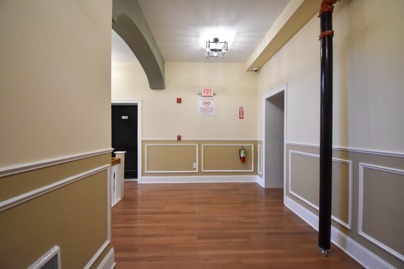 Building Photo - 1030 N 48th St