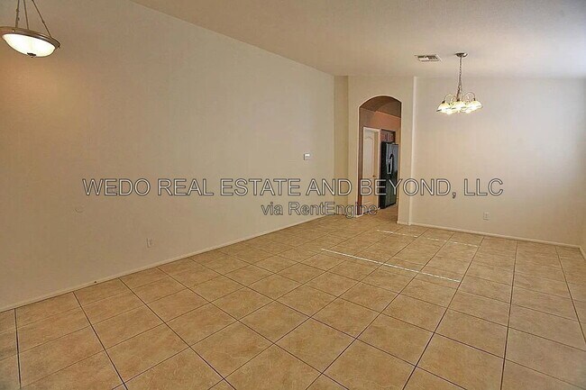 Building Photo - 9902 W Melinda Ln