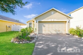 Building Photo - 3506 100th Ct E