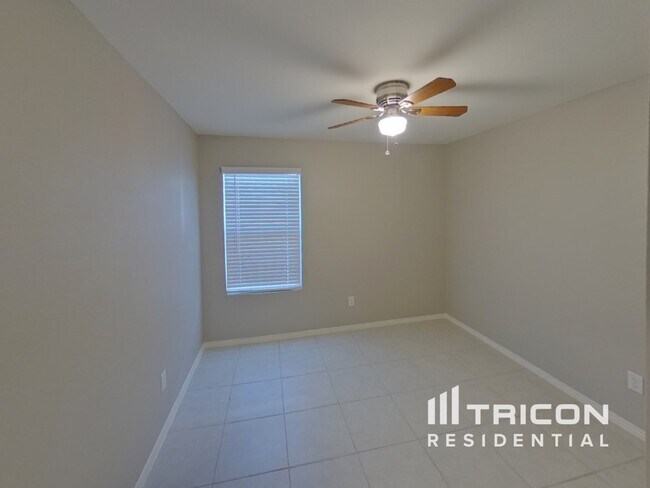 Building Photo - 5616 Rockrose Ln