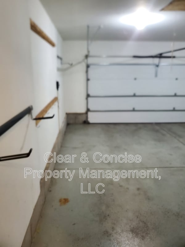 Building Photo - 3611 Berkshire St