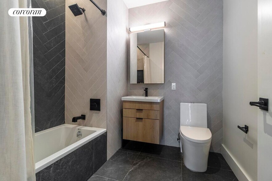 Building Photo - 620 W 153rd St