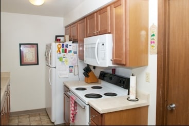 Interior Photo - Charter Oaks Townhomes