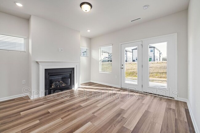 Building Photo - 649 Rawls Dr