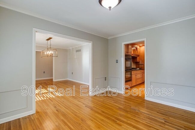 Building Photo - 5350 Edenshire Cove