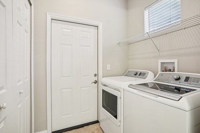 Floorplan - Eleven Oaks