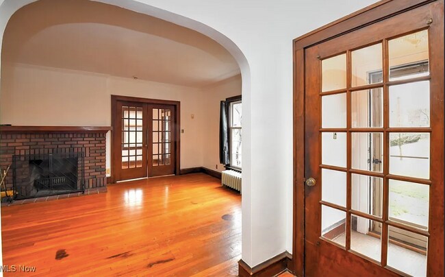 Building Photo - 3133 Albion Rd