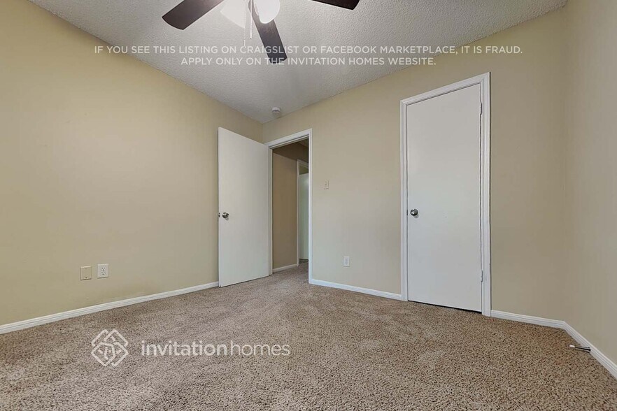 Building Photo - 11 Brentwood Oaks Ct