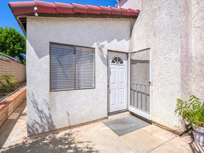 Primary Photo - 603 Foxhaven Plz
