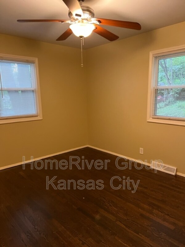 Building Photo - 4149 N Lister Ave