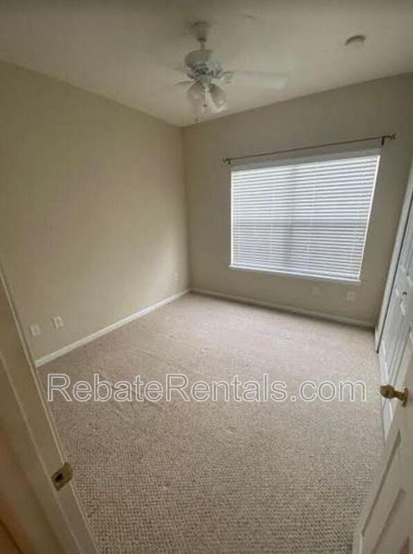 Building Photo - 7175 Deerfoot Cir