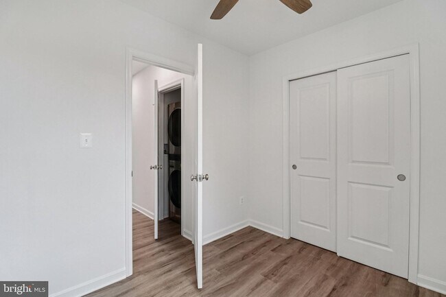 Building Photo - 303 Seaton Pl NE